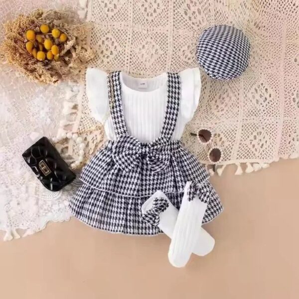 Baby girl classic clothing set
