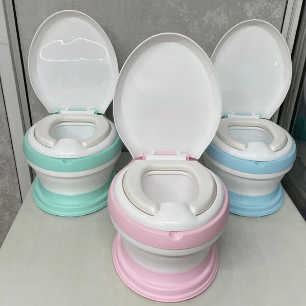 Portable baby toilet training potty