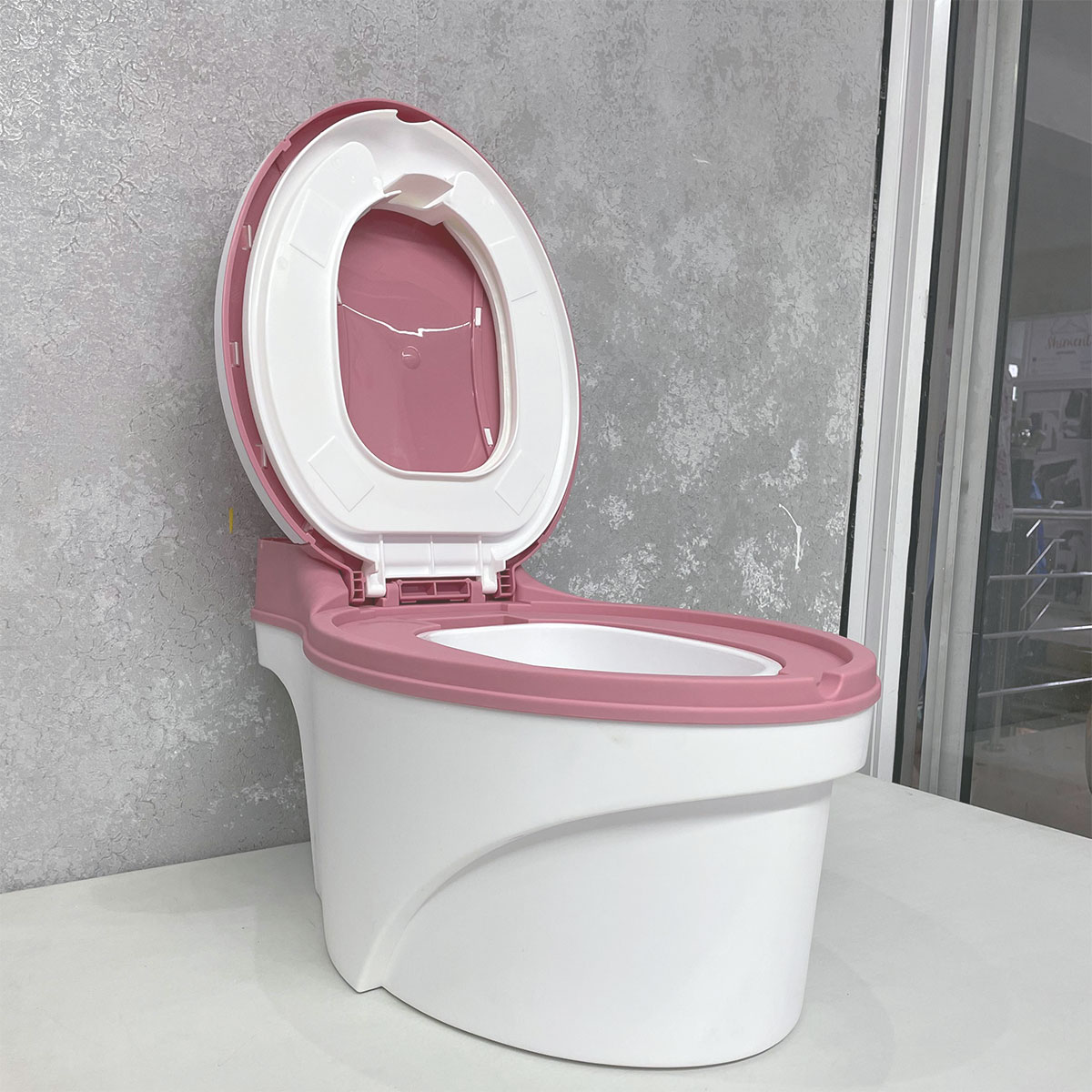Portable baby toilet training potty