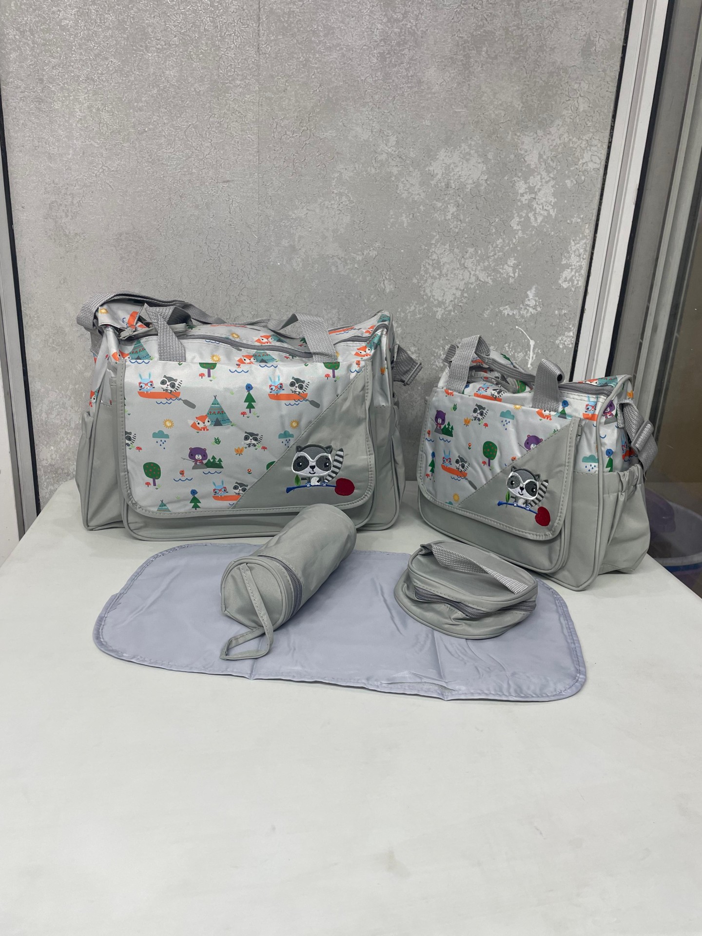 5 in 1 Diaper Bag - Image 5